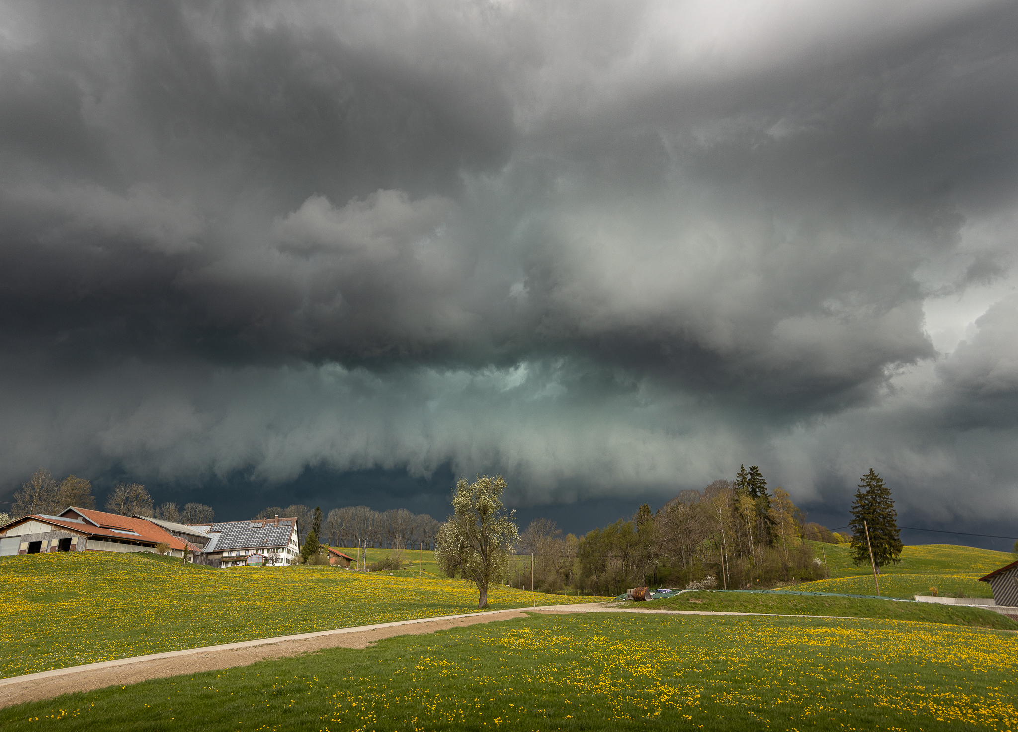 Saisonstart mit Mesozyklonen im Allgäu